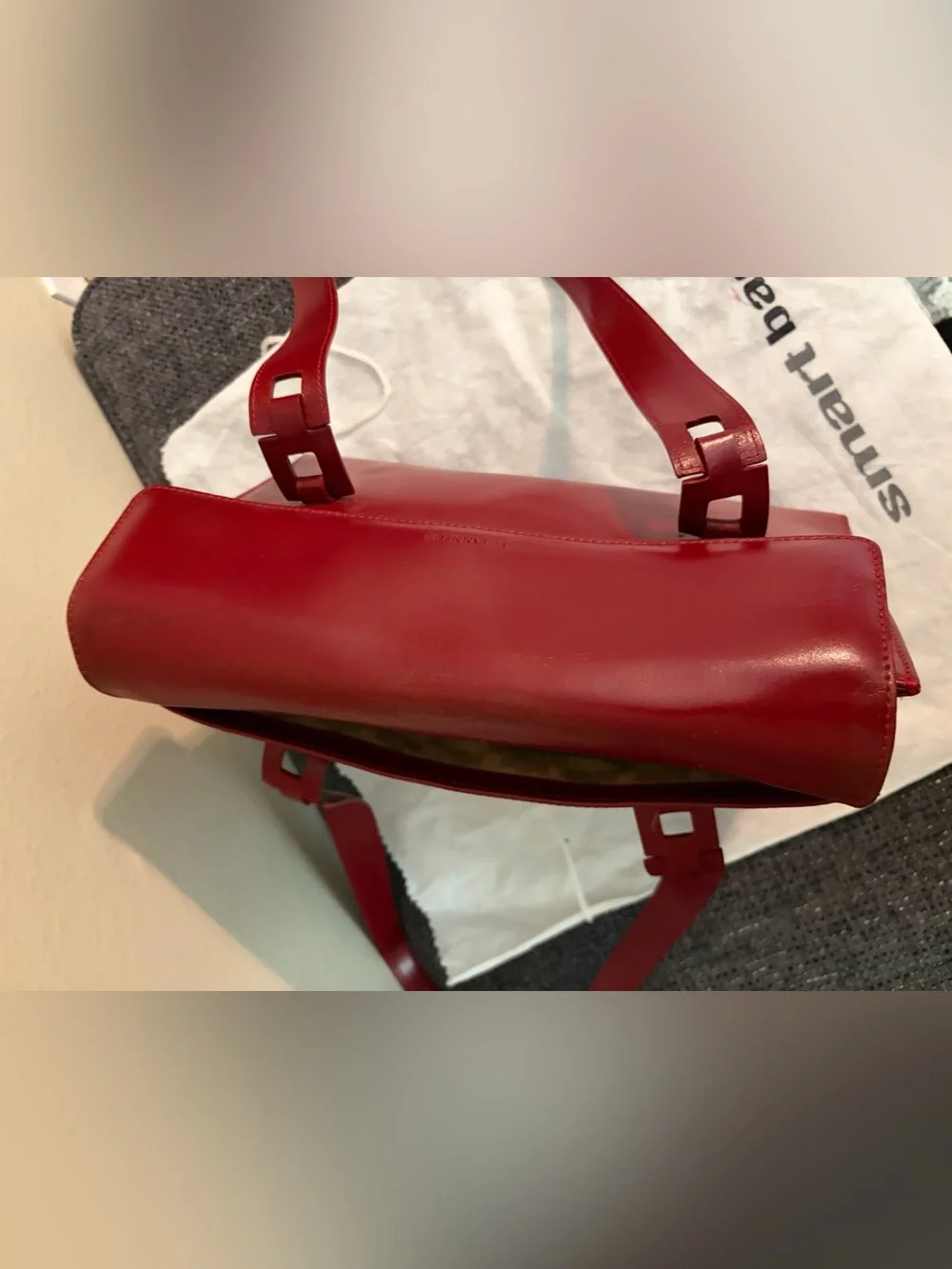 Le Tanneur Leather Handbag in Dark Red - Picture 8 of 15
